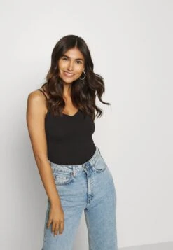 Anna Field 2 PACK - Top - White/black 9 Anna Field 2 PACK - Top - White/black -Anna Field 008314c9468e4b1c8da1abab9beafacc