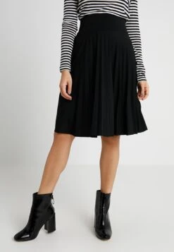 A-Linien-Rock - Black