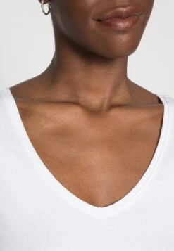 Anna Field 2 PACK - T-Shirt Basic - White/black 10 Anna Field 2 PACK - T-Shirt Basic - White/black -Anna Field 1510d7675ad442f7b88345589de446a2