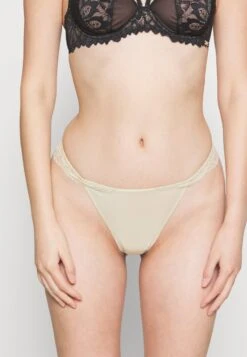 Anna Field 5 PACK - String - Nude/black -Anna Field 2e31f2e2b85246619955cbbebf024d43