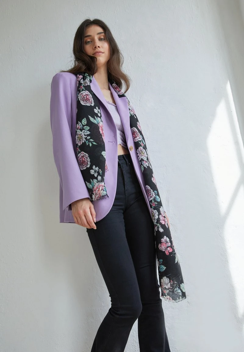 Anna Field Tuch - Black 1 Anna Field Tuch - Black