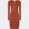 Anna Field CREW AUSSCHNITT RIPP TOP BODYCON MINI STRICKKLEID - Etuikleid - Brown