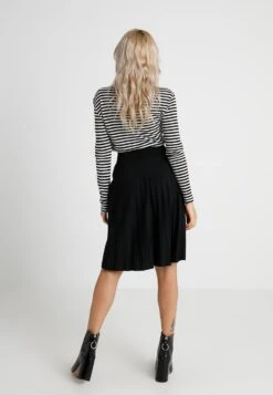 A-Linien-Rock - Black -Anna Field 5053c38cb0014b659c7b9f981ef22899