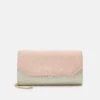 Anna Field Clutch - Pink