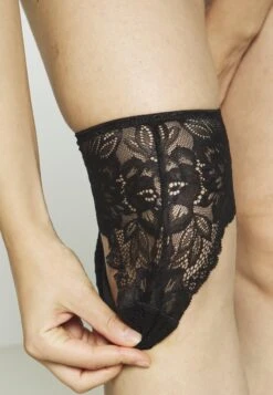 Anna Field 7 PACK LACE BRIEF - NEW VARIATION OF GREER - MICRO PANEL - Slip - Black -Anna Field 853df80a4e0e4cdf8318bd5a6aca3ea8
