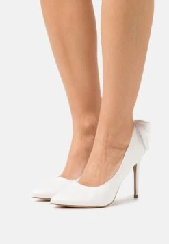 Anna Field Pumps - White